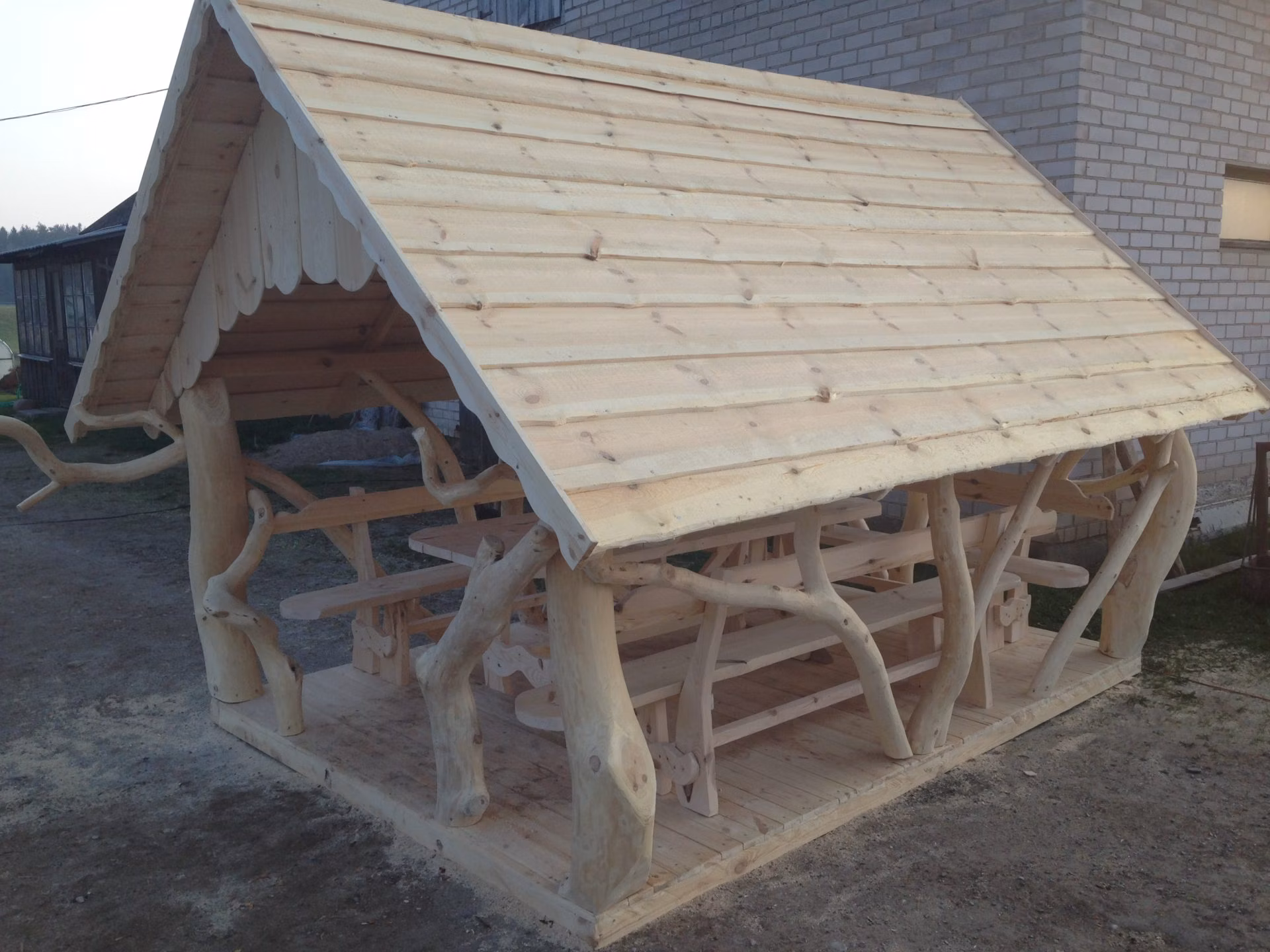 Fa pavilon Anita - 2,3 x 3,5 m (fa tető)
