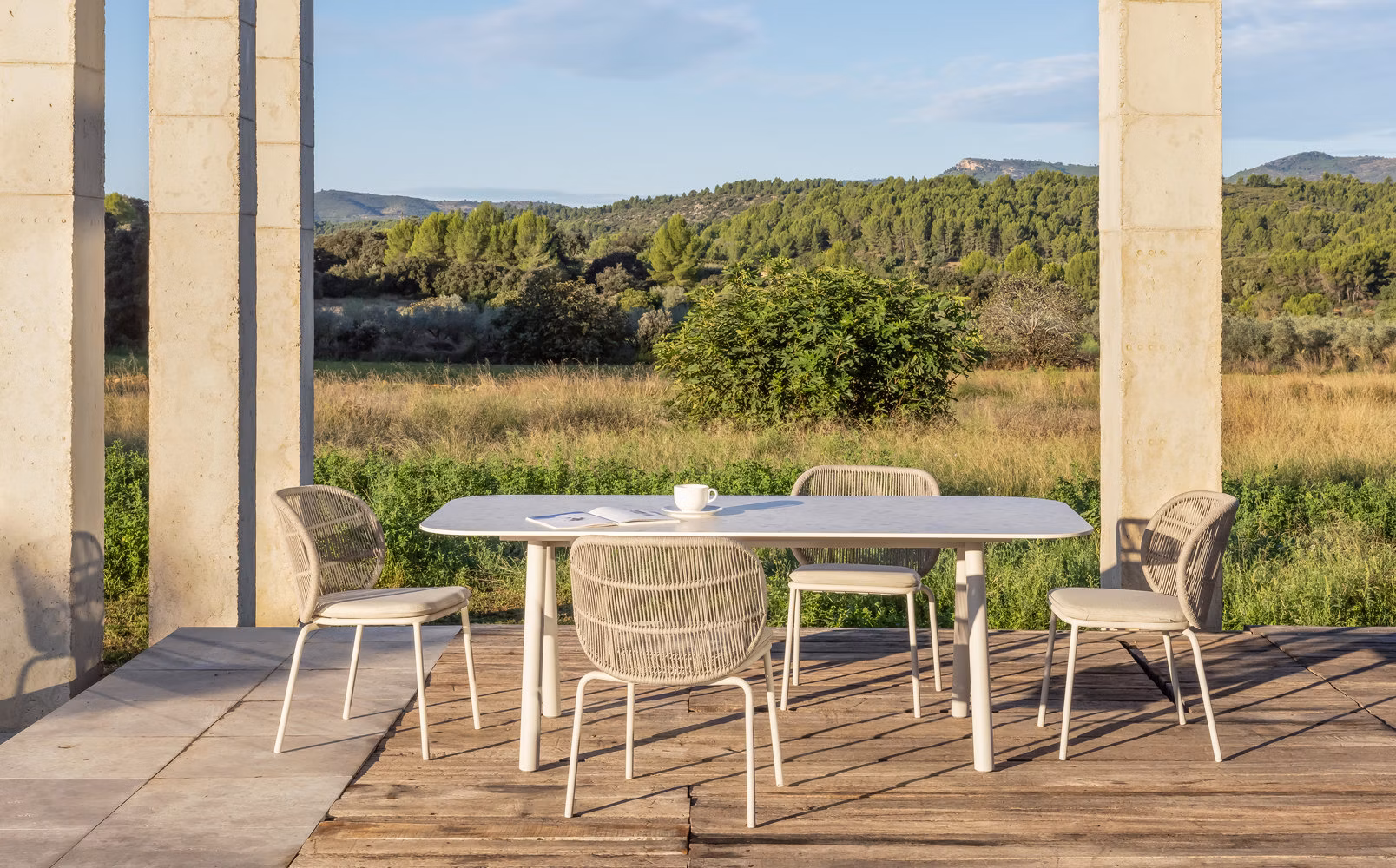 Kodo dining chair 