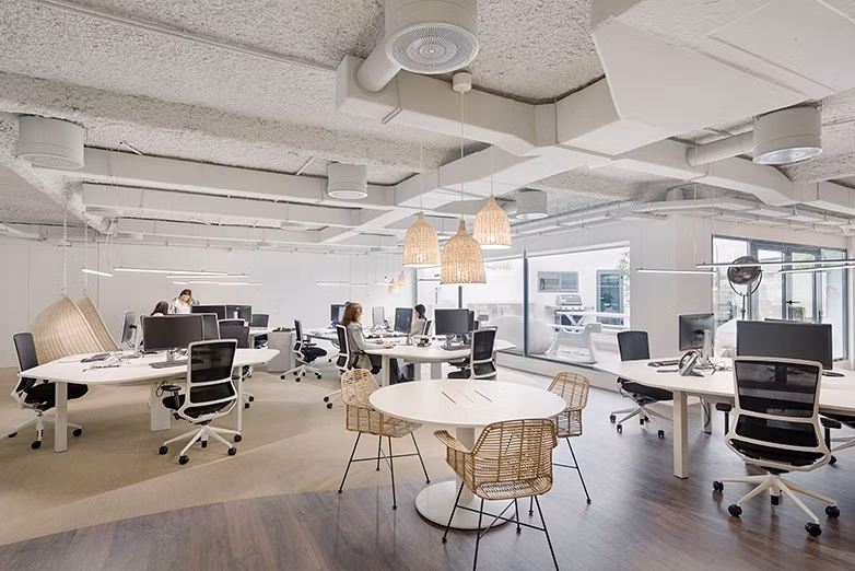 https://www.spaceplan.sk/sk/designnews/vyberate-farby-do-priestoru-berte-do-uvahy-tieto-faktory/10293