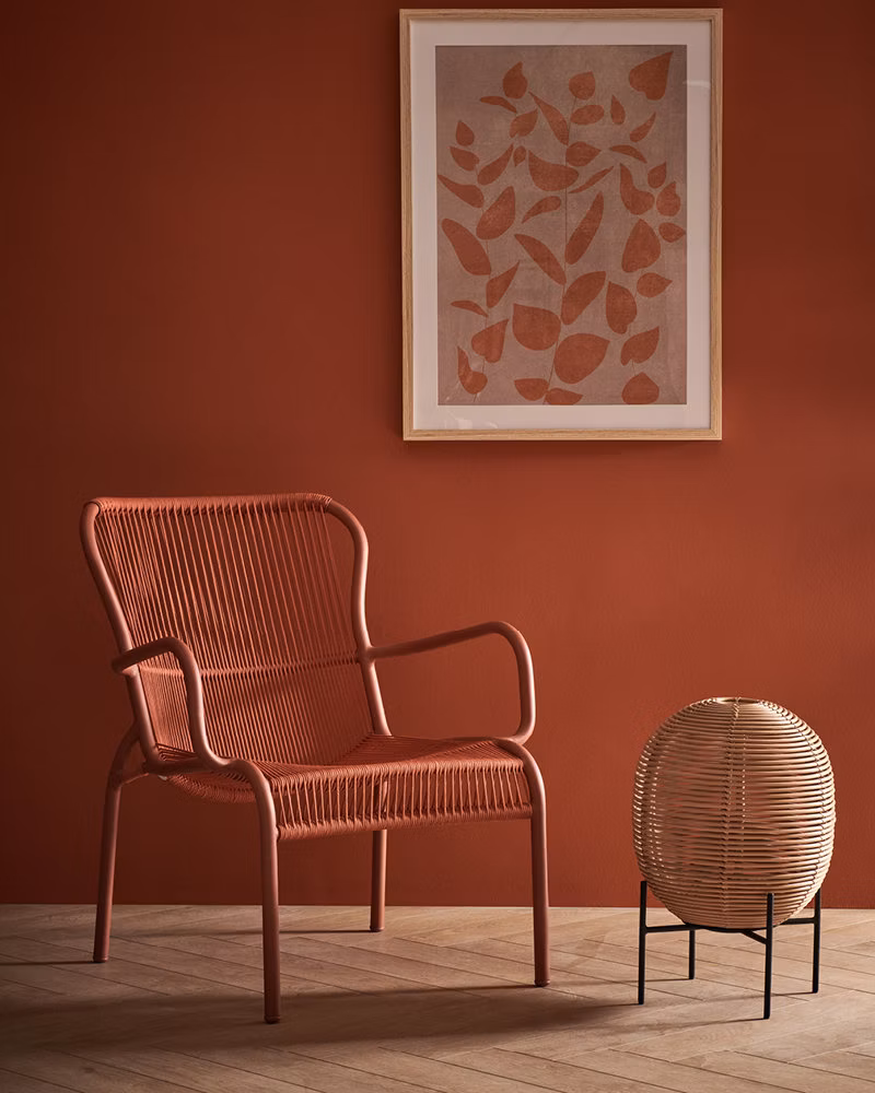 Loop lounge chair