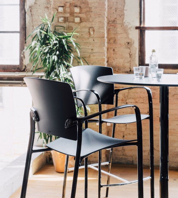 eina stool