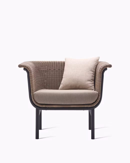 Wicked lounge chair