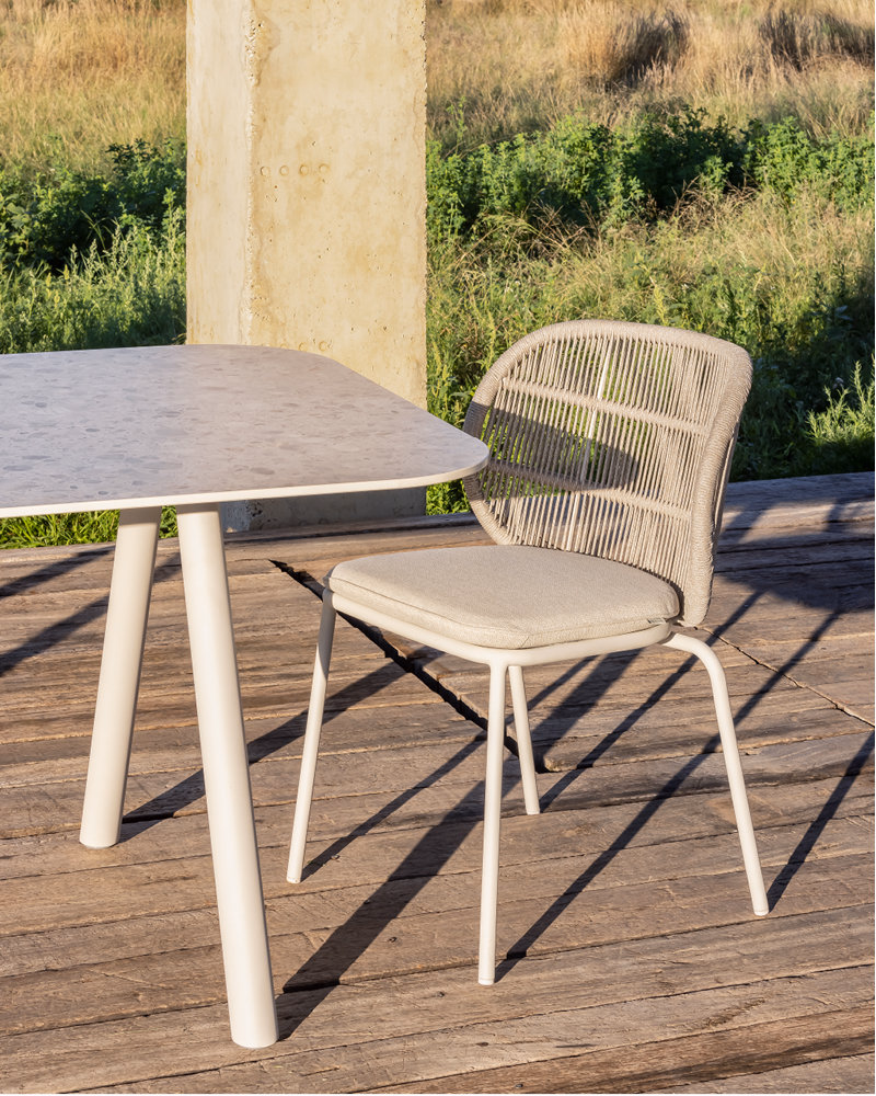 Kodo dining chair 