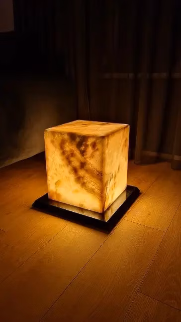 Onyxová lampa S2