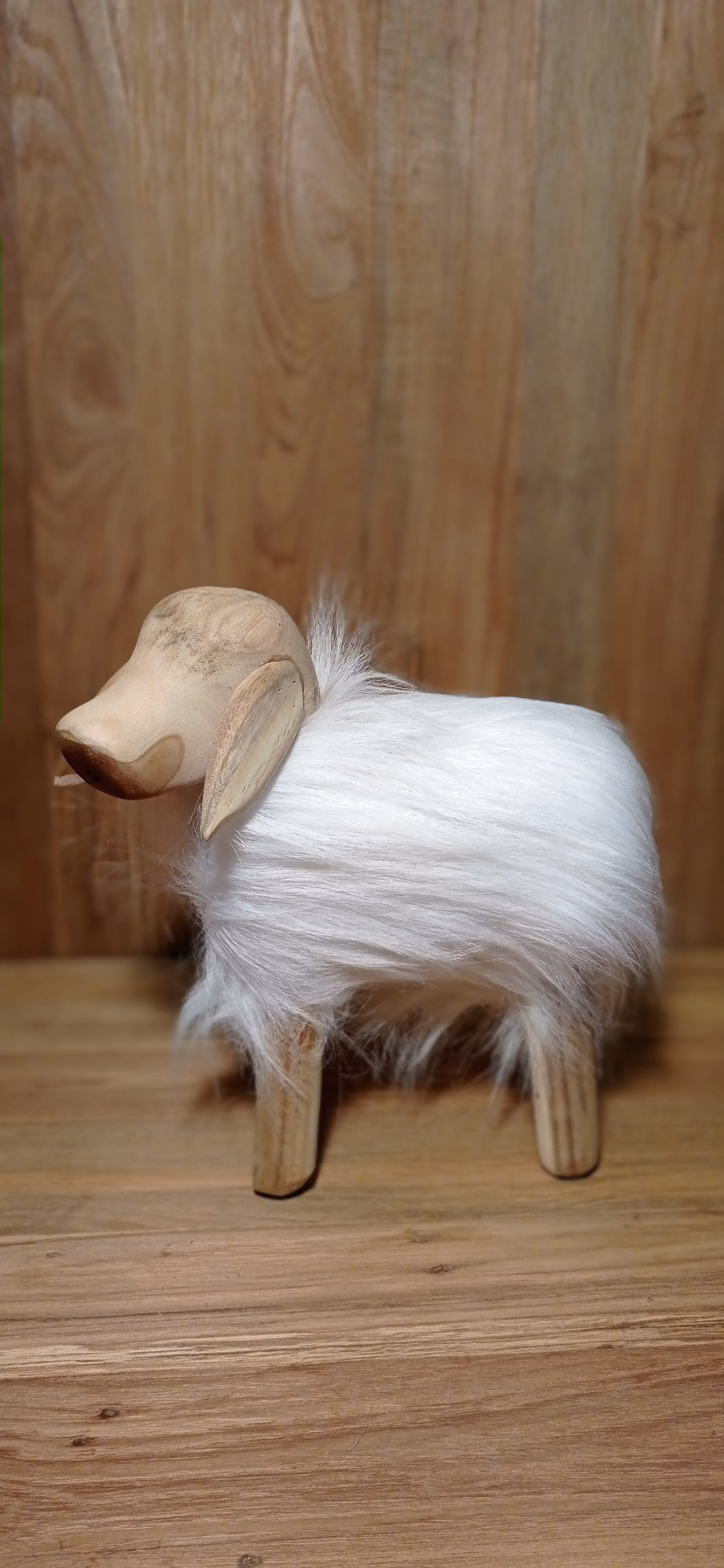 Ovečka Shaun - ovečka z teaku
