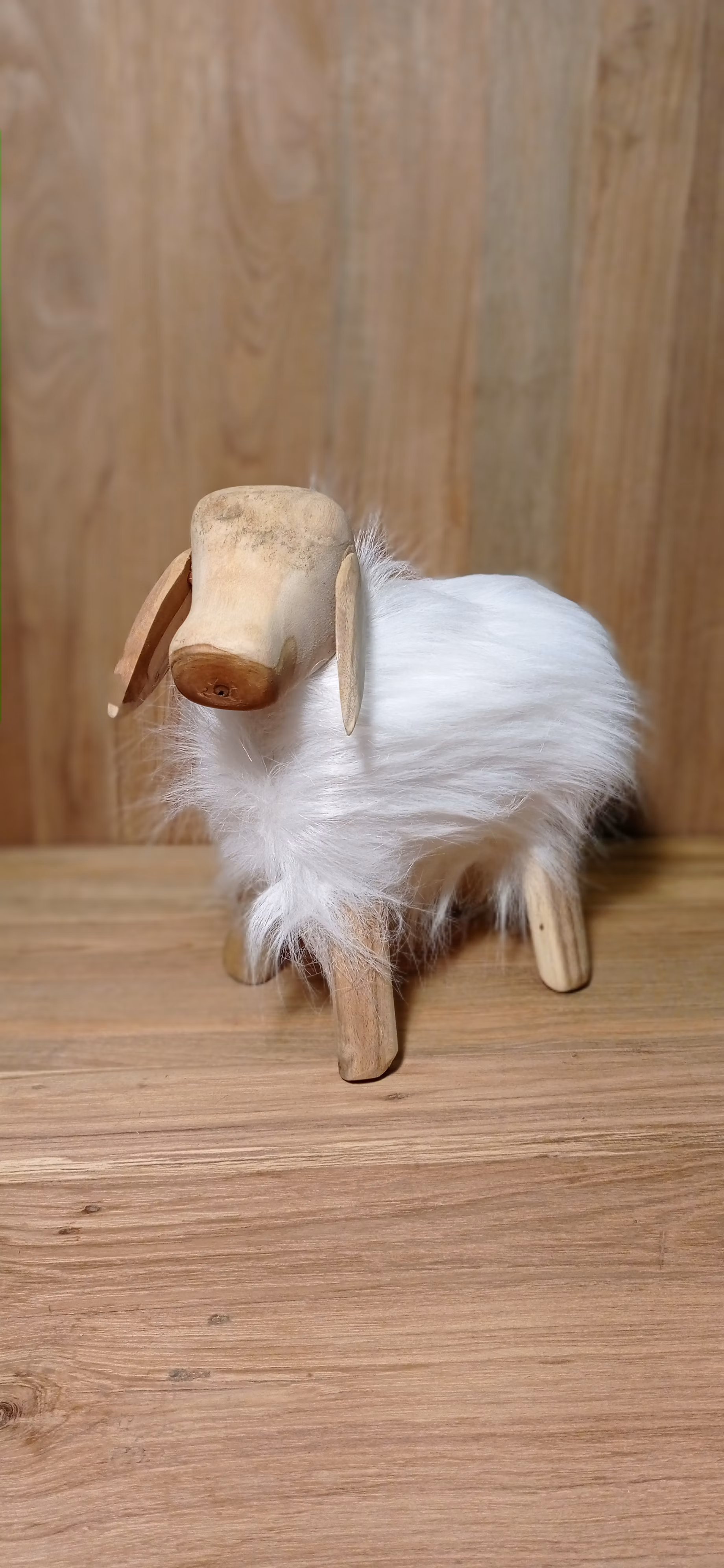 Ovečka Shaun - ovečka z teaku
