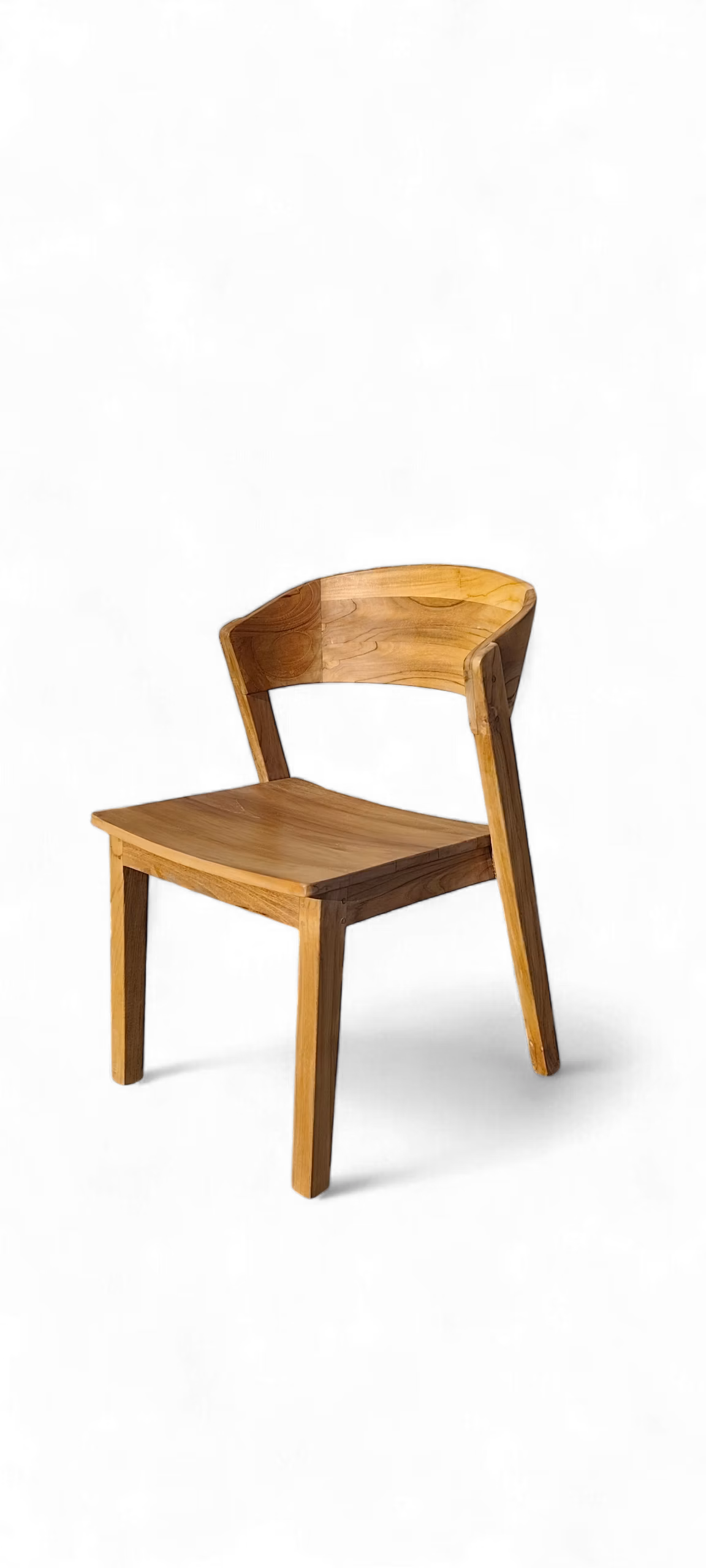MONO - moderná stolička z teaku