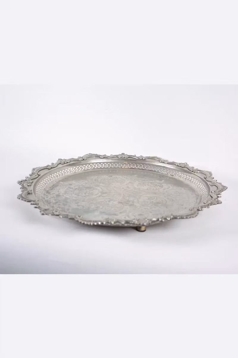 Kovová misa orient s ornamentami