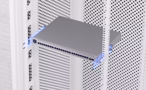 USW-Pro-Max-24-2.png