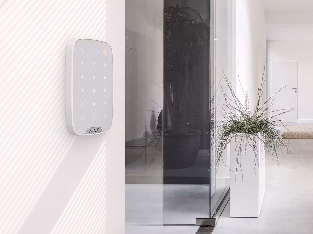 KeyPad Jeweller v rodinnom dome