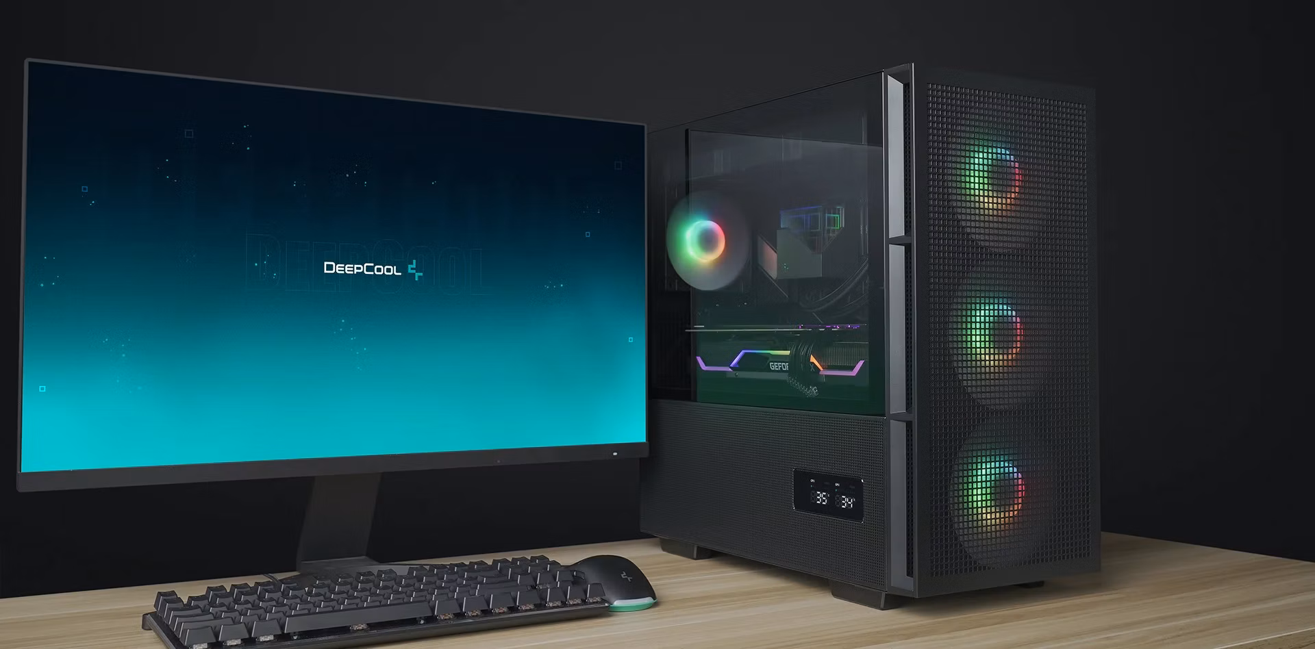 PC skříň DEEPCOOL CH560 DIGITAL na stole