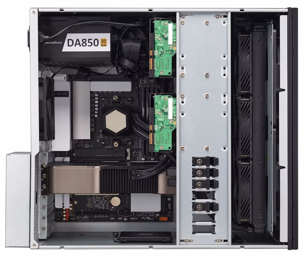 Serverové šasi SilverStone RM51 v provedení 5U rackmount