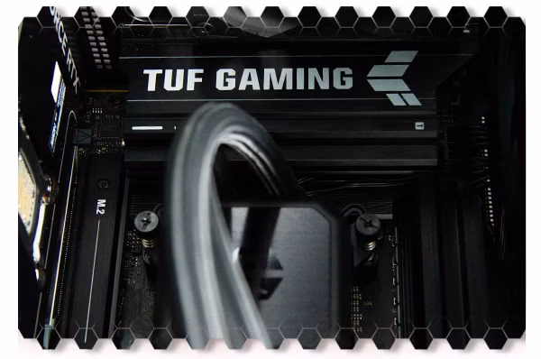 Komponenty ASUS